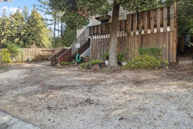 11349 Alameda Ave, Brookdale CA: https://media.crmls.org/mediaz/00af9627-1c37-4ab5-a13a-c2ad3650b8df.jpg