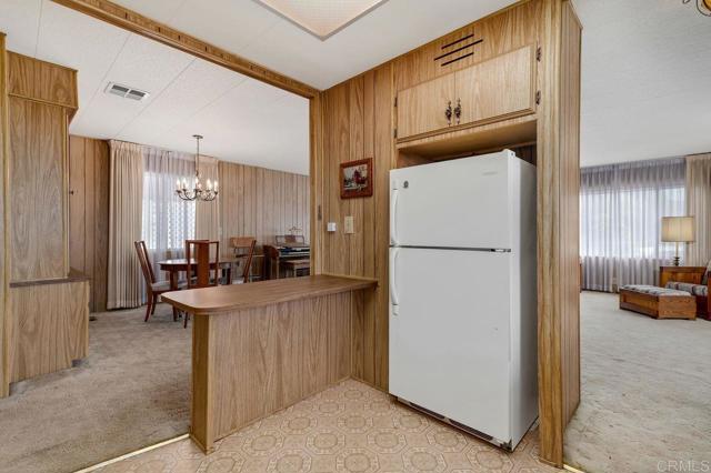Detail Gallery Image 12 of 49 For 1506 Oak Dr #4,  Vista,  CA 92084 - 2 Beds | 2 Baths