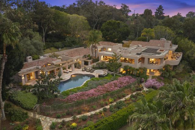 17037 El Mirador, Rancho Santa Fe CA: https://media.crmls.org/mediaz/00b15f86-7292-47d3-a375-6cd6c76c1d18.jpg