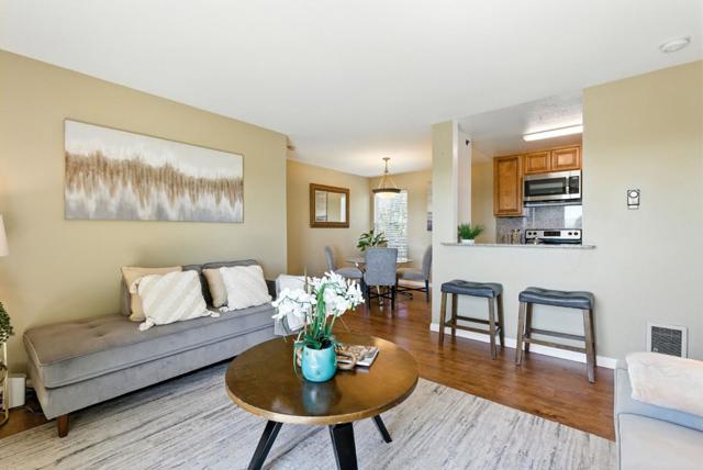 715 Heath Court, Hayward CA: https://media.crmls.org/mediaz/00b2fd21-5a74-40d9-9ec0-81416150db87.jpg