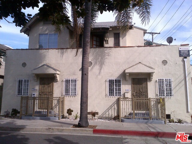 1202 N Citrus Ave, Los Angeles, CA 90038