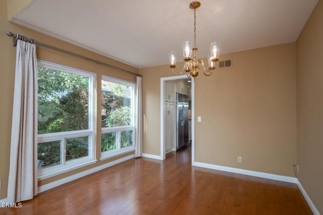 3475 E Karena Court, Camarillo CA: https://media.crmls.org/mediaz/00b3a526-d5d6-4f8b-b441-41126bc70b37.jpg