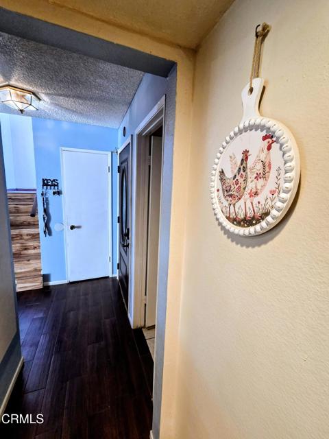 Detail Gallery Image 3 of 34 For 430 W Santa Barbara St, Santa Paula,  CA 93060 - 3 Beds | 2/1 Baths