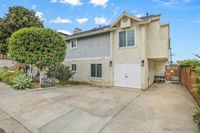 4320 Mentone St, San Diego CA: https://media.crmls.org/mediaz/00b5b4a7-5046-44f6-9295-507f5def1ebc.jpg