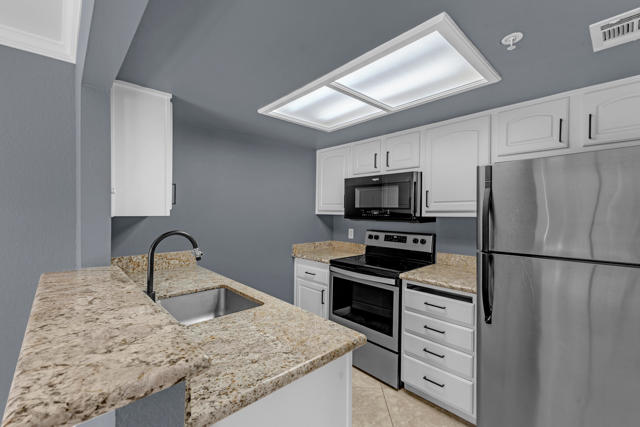 43376 Cook Street #107, Palm Desert, CA 92211