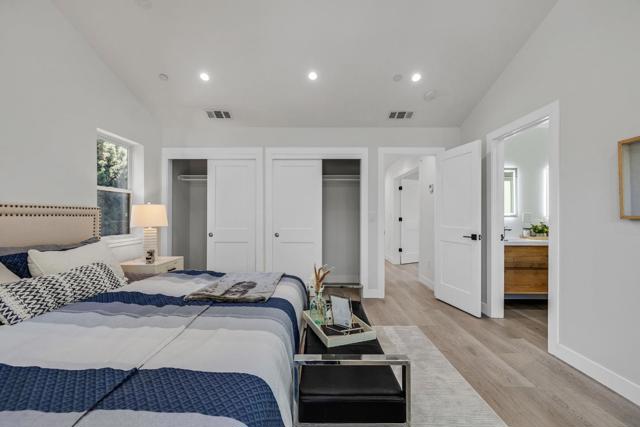 35 Arch Street, Redwood City CA: https://media.crmls.org/mediaz/00b72b9d-5112-40c5-807a-3b99bacfe6d8.jpg