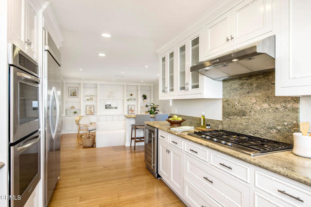 Detail Gallery Image 14 of 31 For 941 Buena Vista St, Ventura,  CA 93001 - 3 Beds | 2 Baths