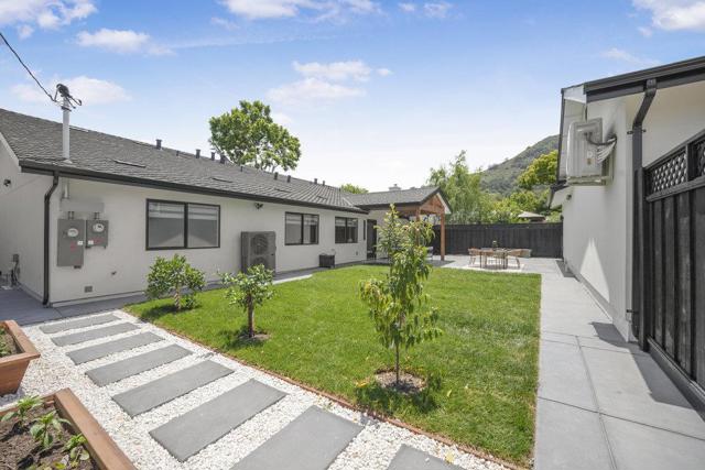 455 W Main Avenue, Morgan Hill CA: https://media.crmls.org/mediaz/00b7d203-eb1b-4eff-8f01-a9830b33d661.jpg