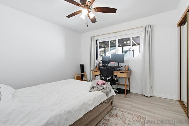 1654 LINWOOD ST, San Diego CA: https://media.crmls.org/mediaz/00b8255f-b4f5-4ef2-805d-d03f348b5db5.jpg