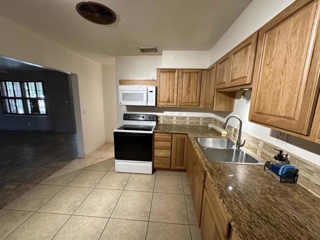 Image 2 for 942 E Avenue B, Blythe, CA 92225