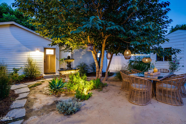 1100 Meridian Avenue, South Pasadena CA: https://media.crmls.org/mediaz/00b8fbf0-7d06-4327-8495-37a7c8c63783.jpg