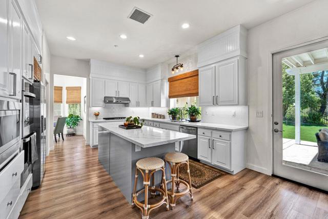 2139 Kirkcaldy Road, Fallbrook CA: https://media.crmls.org/mediaz/00b9f47f-437d-443a-a55c-0fd3223c74df.jpg