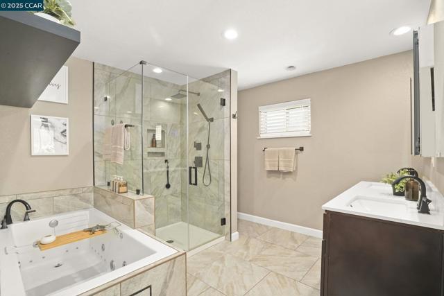 3979 Beechwood Court, Concord CA: https://media.crmls.org/mediaz/00baaa82-399d-4660-9026-0ab70cebf332.jpg