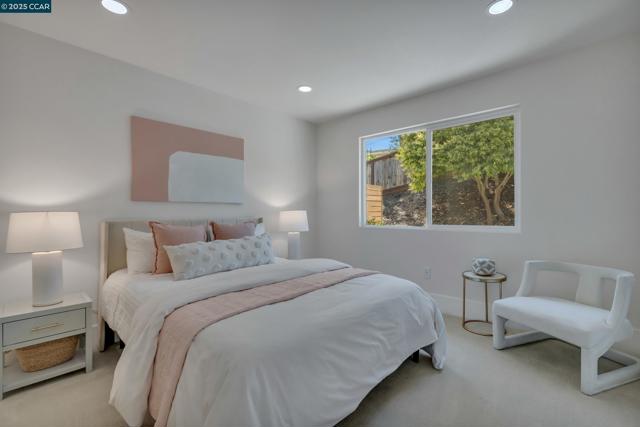 127 Caminar Way, Walnut Creek CA: https://media.crmls.org/mediaz/00bbd60e-4912-41f8-8378-fa99cbce6832.jpg