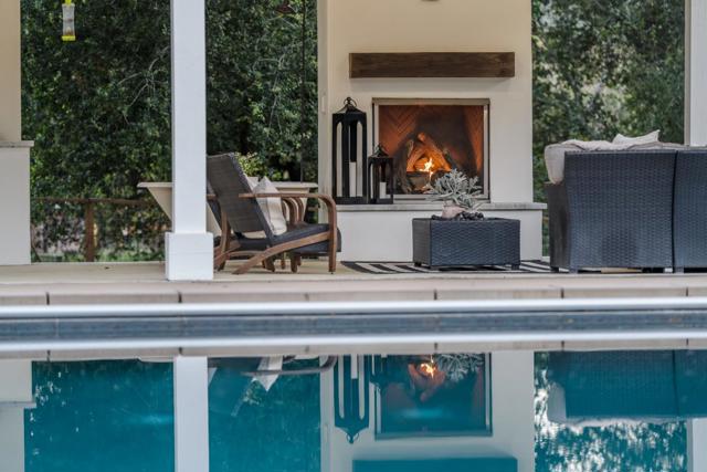 10555 Watsonville Road, Gilroy CA: https://media.crmls.org/mediaz/00bca7f0-7d61-4bbb-8332-5307bdefa219.jpg