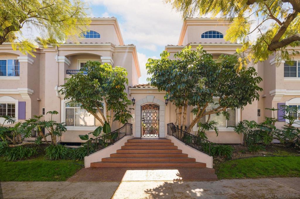 1435 Robinson Ave - photo 2