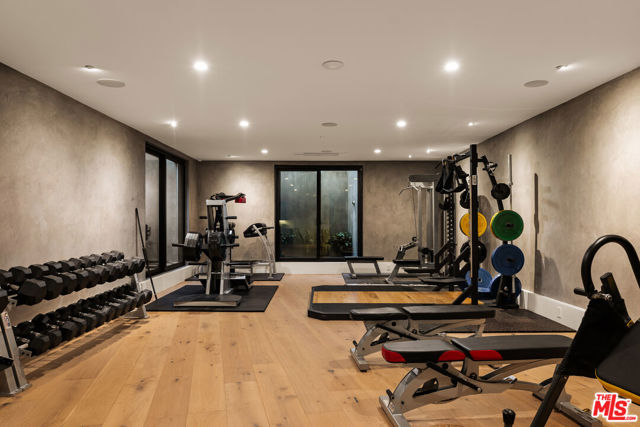 5988 W 76th Street, Los Angeles CA: https://media.crmls.org/mediaz/00bf9fc5-6364-4ad4-bdd4-3cb7f90360ae.jpg