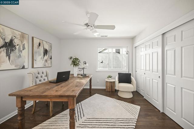 47 Kentfield Ct, Alamo CA: https://media.crmls.org/mediaz/00bfb630-5d78-4a3a-92b9-490f8e23bc12.jpg