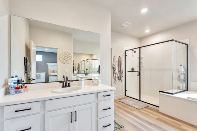 172 Vienna Way, Hollister CA: https://media.crmls.org/mediaz/00c047c6-54f9-4dc4-8032-36d11ed08036.jpg