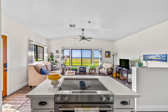 Detail Gallery Image 28 of 42 For 19251 Monterey Ave, Fort Bragg,  CA 95437 - 3 Beds | 3 Baths