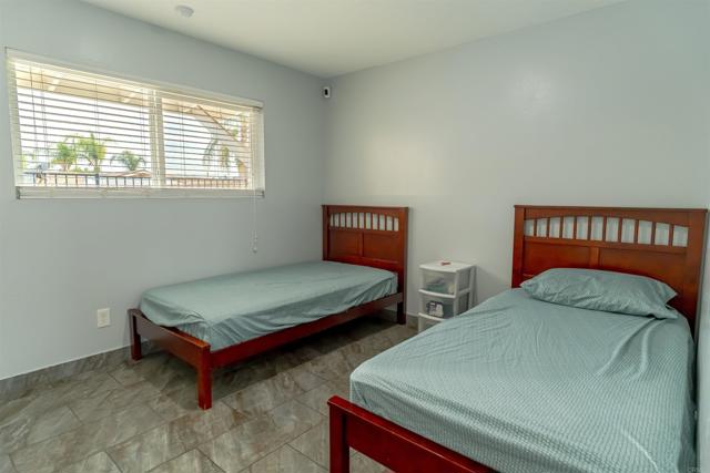 Detail Gallery Image 15 of 39 For 1611 Richandave Ave, El Cajon,  CA 92019 - 4 Beds | 2/1 Baths