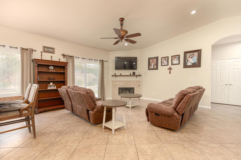 MLS #219138337DA image #6