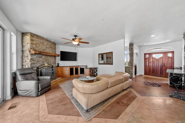 Detail Gallery Image 14 of 49 For 20202 Deerhorn Valley Rd, Jamul,  CA 91935 - 4 Beds | 4 Baths