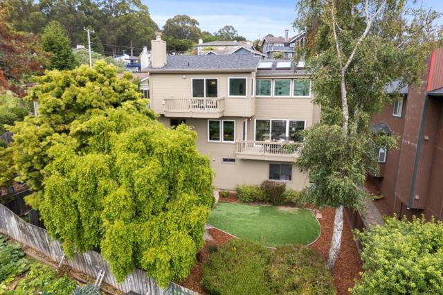 389 Avenue Granada, El Granada CA: https://media.crmls.org/mediaz/00c217c0-535d-4669-837c-fdce9cbef1ee.jpg