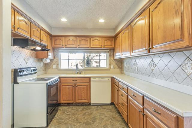 4776 Minas Drive, San Jose CA: https://media.crmls.org/mediaz/00c44770-f475-40be-a97d-7655e1e75d10.jpg