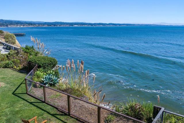 4790 Opal Cliff Drive, Santa Cruz CA: https://media.crmls.org/mediaz/00c4edb7-cb17-46da-a12e-b473b34e682a.jpg