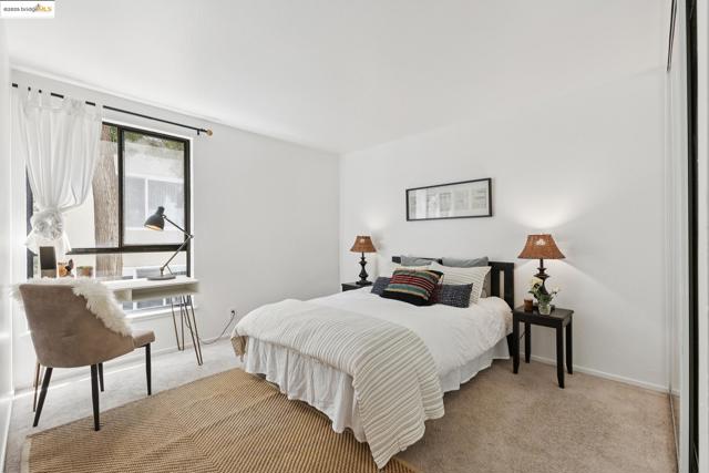 2632 Warring St, Berkeley CA: https://media.crmls.org/mediaz/00c51bc8-ddf9-4d26-85c0-fb5270234b67.jpg