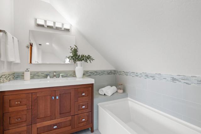 555 Bohnen Road, Santa Cruz CA: https://media.crmls.org/mediaz/00c52389-c21b-45c9-be9b-dbcc384bc2e5.jpg