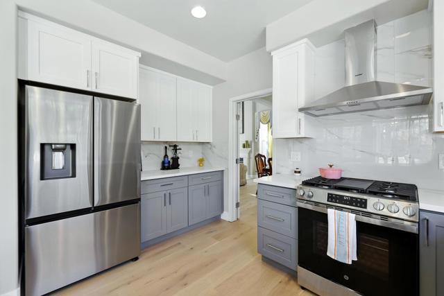 553 Lower Vintners Circle, Fremont CA: https://media.crmls.org/mediaz/00c5e71a-c662-4d6a-a5b1-5ff83cddadef.jpg