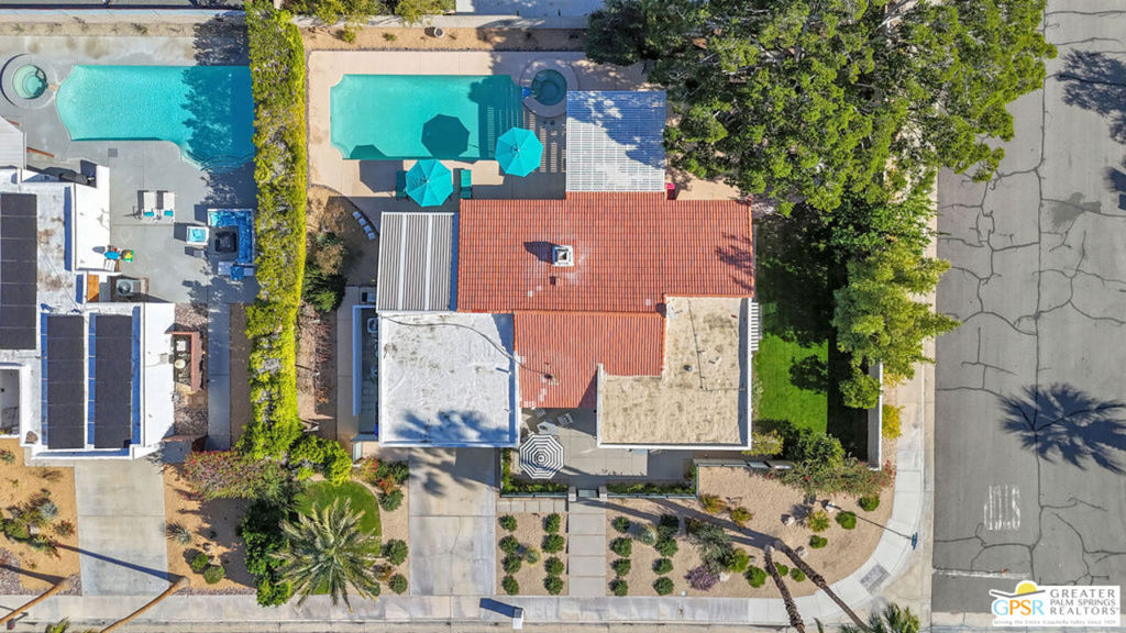 https://media.crmls.org/mediaz/00c6b825-53ae-49a5-8eaa-d46be013ce74.jpg?preset=X-Large