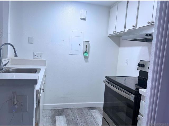 875 W San Ysidro Blvd, San Ysidro CA: https://media.crmls.org/mediaz/00c75204-0da5-47dc-807b-ba8d4344ffb2.jpg
