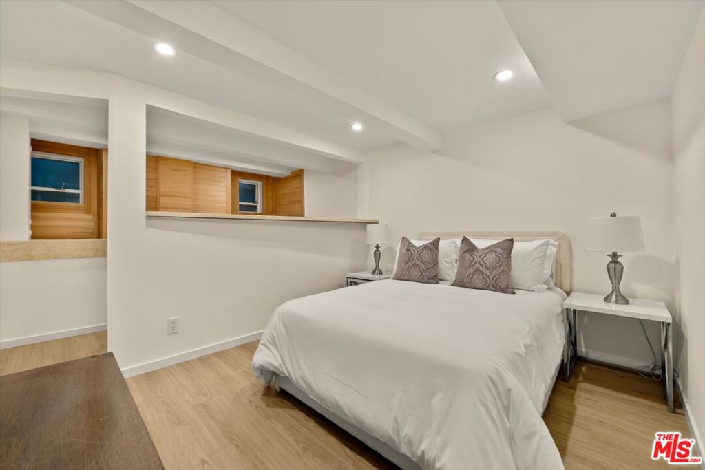 MLS #26672873 image #26