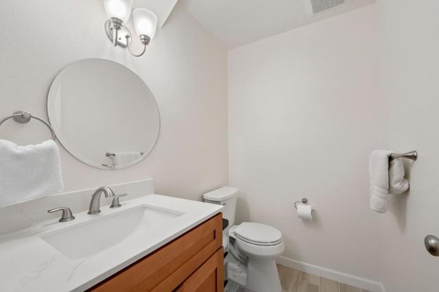 987 Lane Avenue, Mountain View CA: https://media.crmls.org/mediaz/00c8270a-c3ba-422d-97a6-5e026abfd2f7.jpg