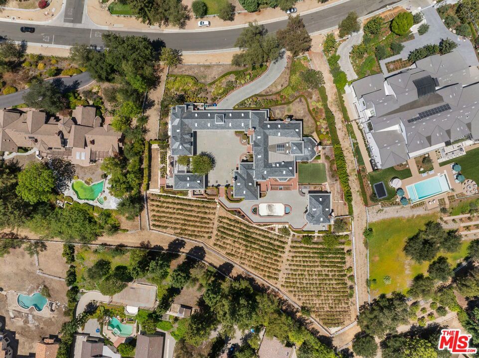 MLS #26866547 image #12