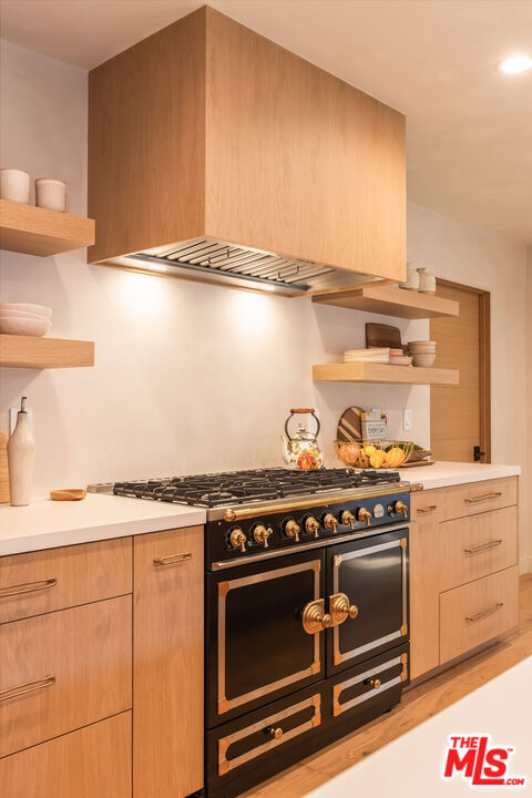 2419 Westridge Road, Los Angeles, California 90049, 5 Bedrooms Bedrooms, 0 ,4 BathroomsBathrooms,Single Family Residence,For Sale,Westridge,0,25614277