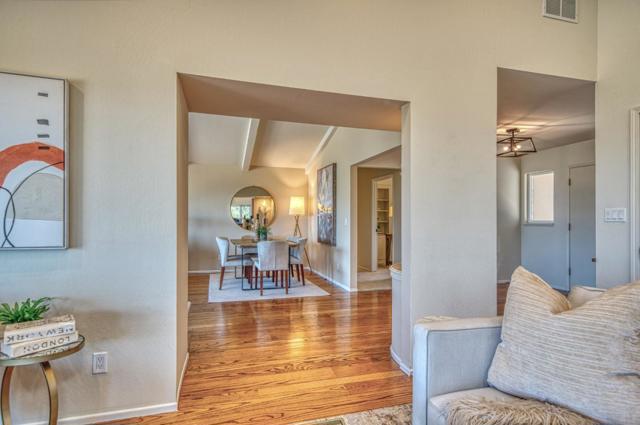 20905 Sullivan Way, Saratoga CA: https://media.crmls.org/mediaz/00cbd656-01a3-4f57-b44f-67e4fa54b25c.jpg