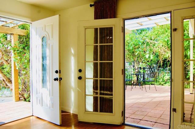 Detail Gallery Image 2 of 58 For 736 Mar Vista Dr, Vista,  CA 92081 - 1 Beds | 1 Baths