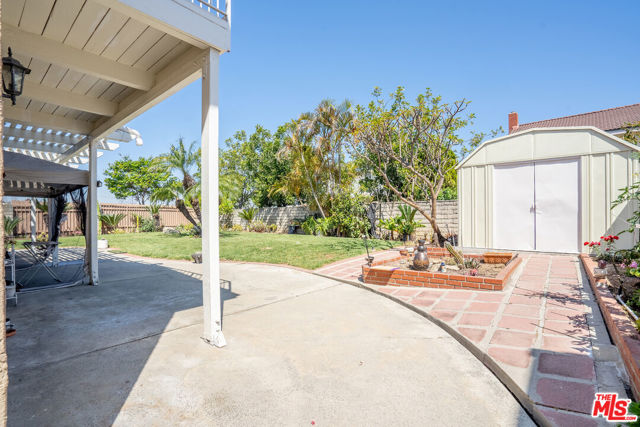1756 Milano, Montebello CA: https://media.crmls.org/mediaz/00ccda7e-0060-4a8e-8d64-a1f682a0bba2.jpg