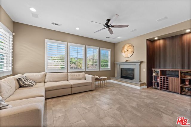 Image 17 of 49 For 43083 Corte Del Oro