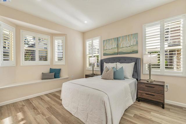 5801 Flora Cmn, Livermore CA: https://media.crmls.org/mediaz/00cdd989-92a1-4046-98ae-6443d12eea01.jpg