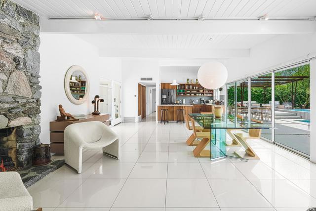 2639 E Livmor Avenue, Palm Springs, CA 92262
