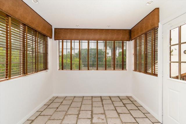 68954 Durango Road, Cathedral City CA: https://media.crmls.org/mediaz/00ce2d10-8918-4018-b122-1ae425ca055d.jpg