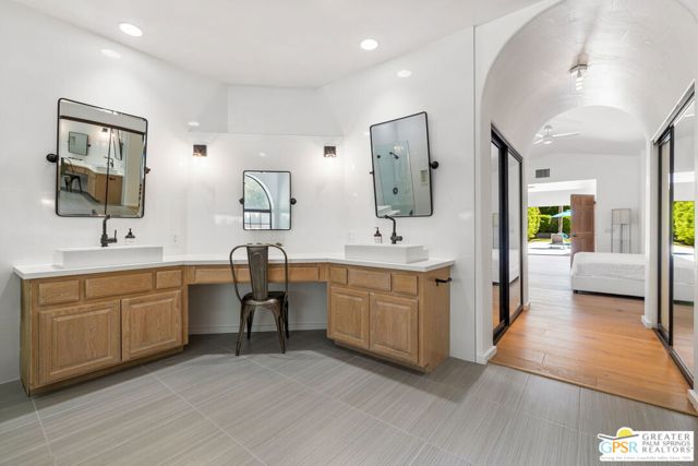38262 W Maracaibo Circle, Palm Springs CA: https://media.crmls.org/mediaz/00ce3371-e7c1-4cf0-a4a4-3bf6f73b8400.jpg
