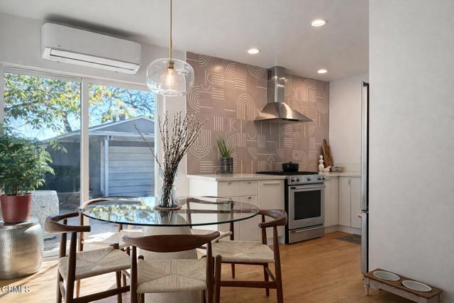 Detail Gallery Image 7 of 26 For 230 W Elmwood Ave, Burbank,  CA 91502 - 2 Beds | 1 Baths