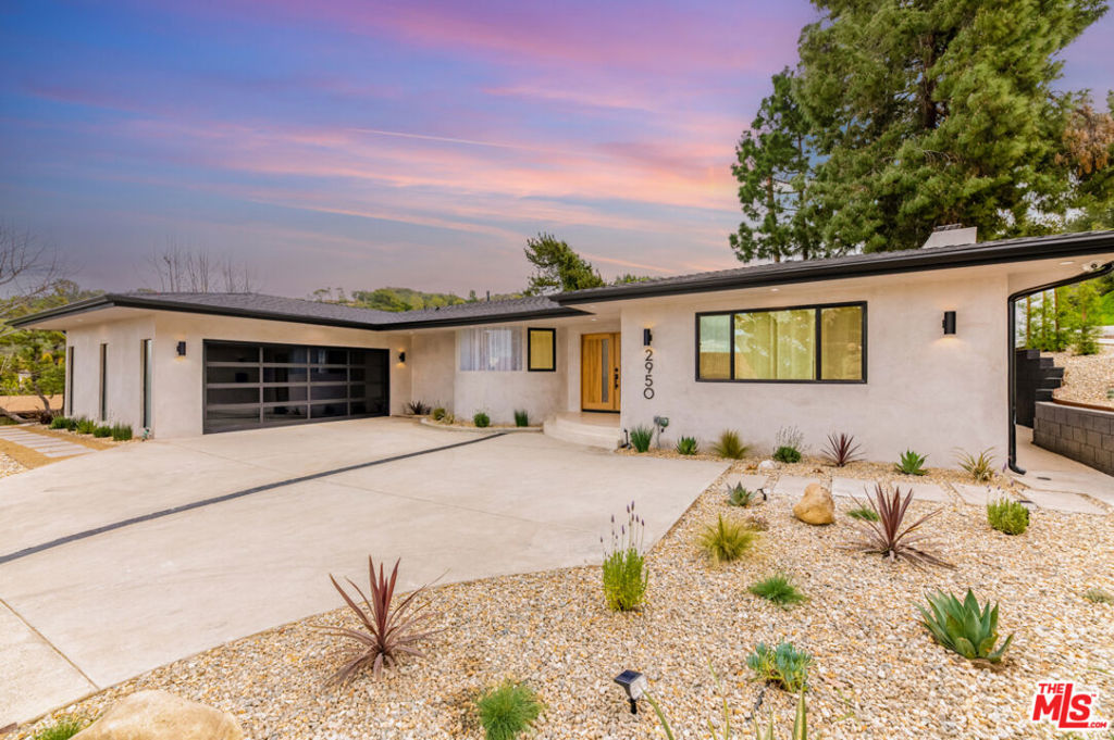 2950 Dona Emilia Drive, Studio City, CA 91604