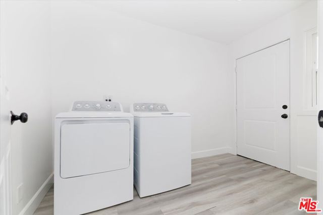 22717 Hatteras Street, Woodland Hills CA: https://media.crmls.org/mediaz/00ce4aae-5e09-4021-b5a5-8ac367c0c677.jpg